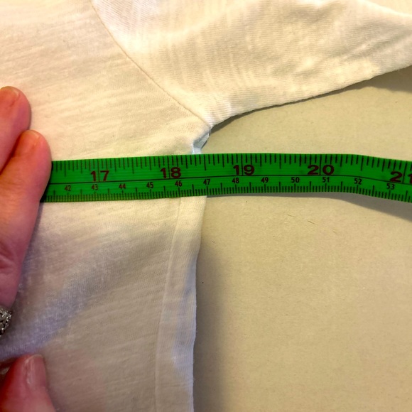 DEX Long-Sleeved T-Shirt, White, With “London “ Graphic, Women’s Size L - Picture 6 of 8